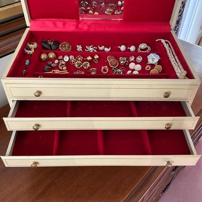 M1271 Vintage Four Drawer Jewelry Chest with Costume Jewelry