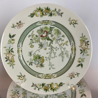 D1285 Royal Doulton 56pc Set of "Tonkin" China