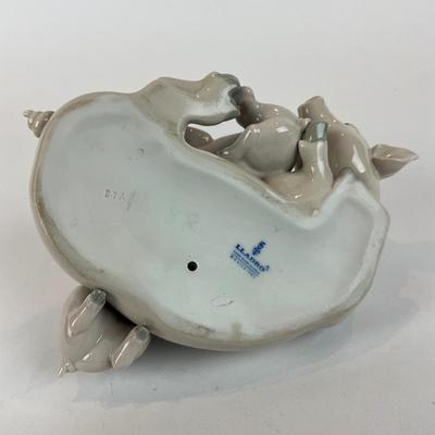 D1292 Lladro "Playful Piglets" Figurine