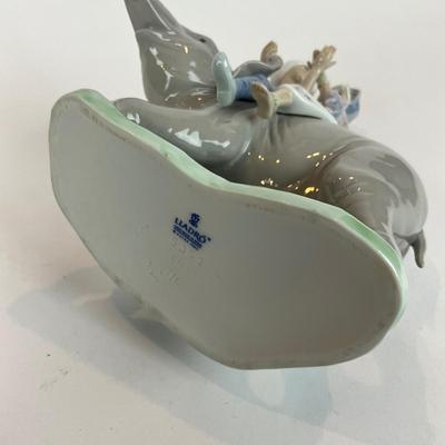 D1297 Lladro Porcelain "Hindu Children Riding Elephant" Figurine