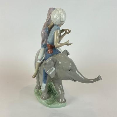 D1297 Lladro Porcelain "Hindu Children Riding Elephant" Figurine