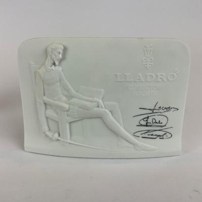 L1299 Lladro Society Porcelain Plaques with Collectors Society Catalogs