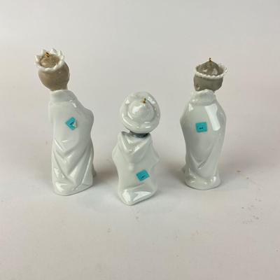 L313 Lladro Mini "Three Kings" Ornament Set