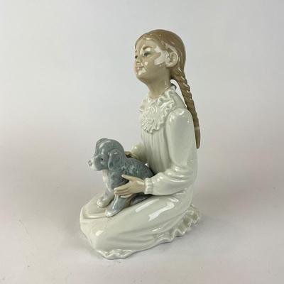L1317 Lladro NAO "Girl with Dog" Figurine