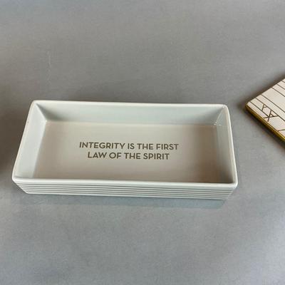 L1323 Decorative Porcelain Frank Lloyd Wright 150th Anniversary Limited Edition Box 1139/1500