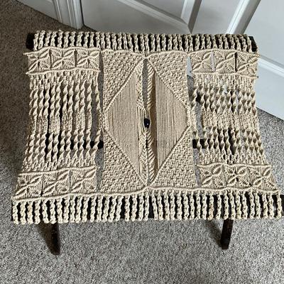 O1353 Mid Century Modern Macrame Luggage Rack