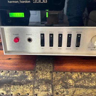 O1357 Vintage Harmon Kardon 330B Receiver