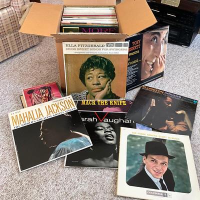 O1360 Large Lot of Vinyl Record Albums