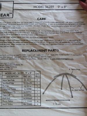 SwissGear Quality family size self supporting tent. Label says it's 9'x8'.