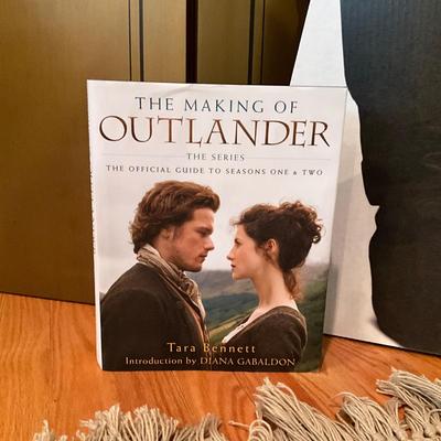 L1246 Lifesize "Outlander" Character Jamie Fraser with Blanket and Books