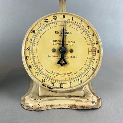 K1378 Set of Two Antique Vintage Scales