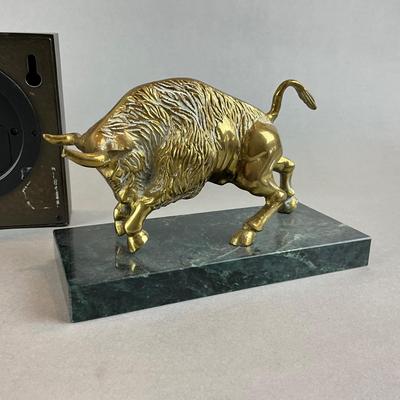 K1380 World Clock with Bookends and Office Decor