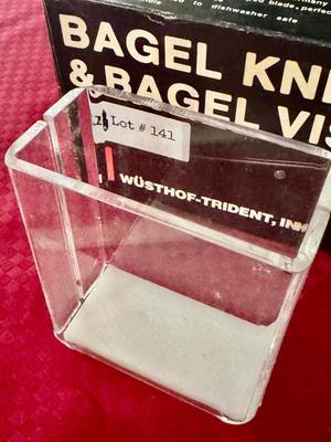 Wuestenhof Bagel Knife and Bagel Vise