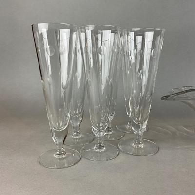K1407 Vintage Glass Swan Dish With Highball and Champagne Glasses