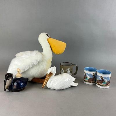 K1413 Large Pelican Lot
