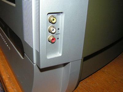SAMSUNG ALL-IN-ONE TV with built-in DVD/CD player & VHS 6-head Hi-Fi