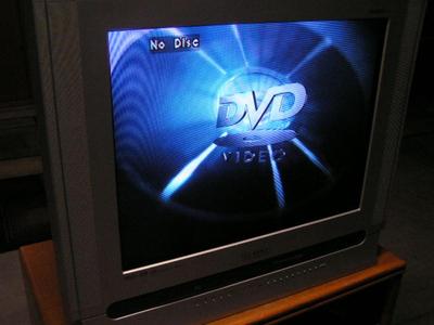 SAMSUNG ALL-IN-ONE TV with built-in DVD/CD player & VHS 6-head Hi-Fi