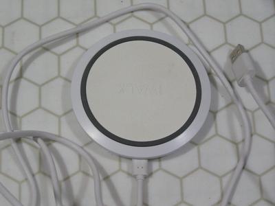 iWALK cordless phone charger. Fast wireless charger. W/USB cable.