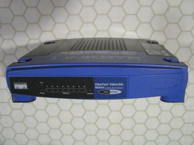 LINKSYS Cable/DSL Router w/8-Port Switch #BEFSR81 EtherFast 10/100