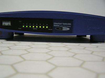LINKSYS Cable/DSL Router w/8-Port Switch #BEFSR81 EtherFast 10/100