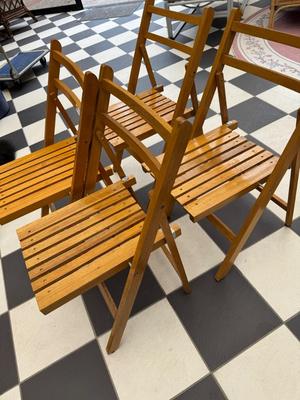 Set of 4 Folding Chairs