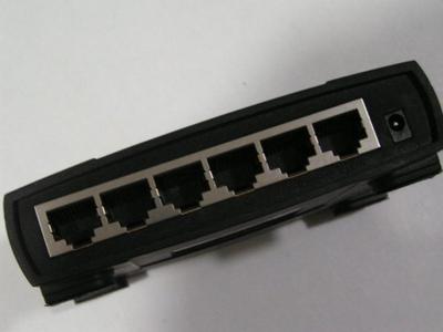 LINKSYS CISCO EtherFast 10/100 Work Group Switch mod# EZSX55W VER4.2
