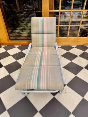 Mid Century Lounger