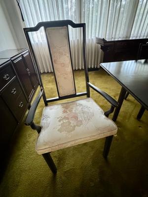Beautiful Vintage Dining Room Table (120" x 53.5) with 3 Extension Leaves and 8 Chairs