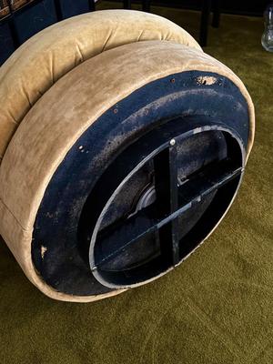 Vintage royale by Kroehler Swivel Chair - super comfy