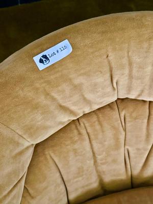 Vintage royale by Kroehler Swivel Chair - super comfy