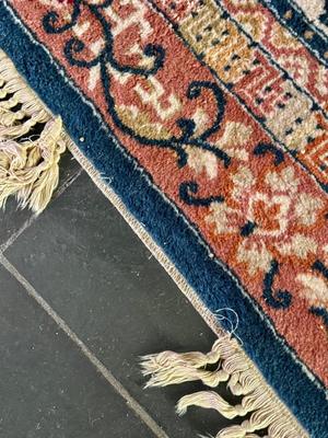 Vintage Rug - 98" x x67"