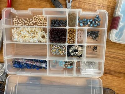 ALL ANYONE COULD NEED TO START MAKING DAZZLING JEWELRY OR JUST ADD TO A HOBBY
