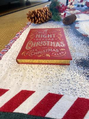CHANTHOM HOLIDAY THROW, HOLIDAY BOOKS & CHRISTMAS DECOR