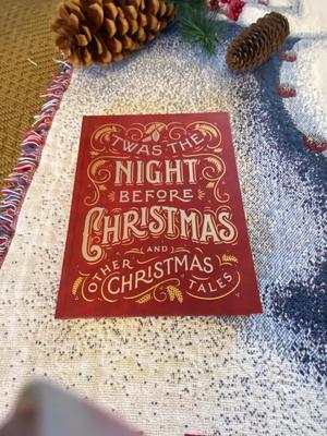CHANTHOM HOLIDAY THROW, HOLIDAY BOOKS & CHRISTMAS DECOR
