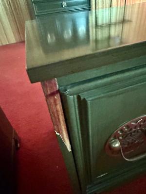 Set of 2 Asian Style Green Bed Side Tables