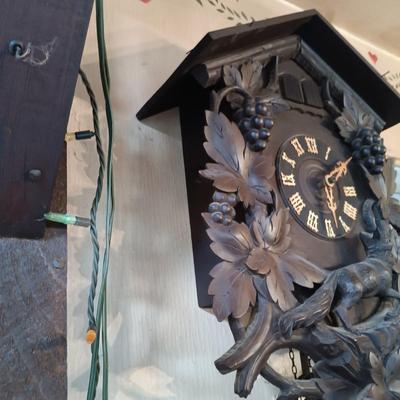 LOT 246: Vintage Robert Herr Triberg Germany Cuckoo Clock
