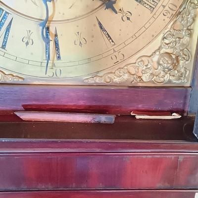 LOT 254: Antique 7-1/2 ft Tall-Case Grandfather Clock