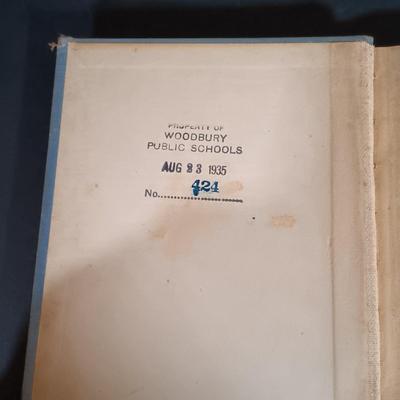 LOT 255: Collection of Vintage and Antique Children's Books