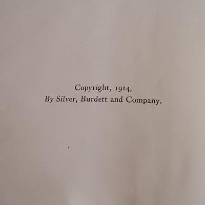 LOT 255: Collection of Vintage and Antique Children's Books