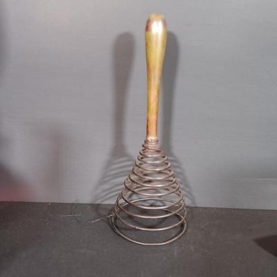 LOT 257: Crewel Needlework Roosters and Leaf Condiment Dish w/ Vintage Kitchenware