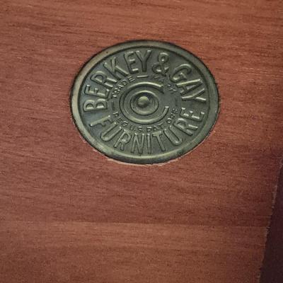 LOT 260: Berkey & Gay Furniture Co. Antique Solid Wood Dresser