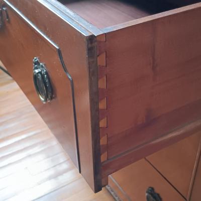 LOT 260: Berkey & Gay Furniture Co. Antique Solid Wood Dresser