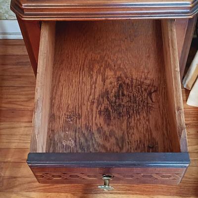 LOT 261: French-Style Dresser and Nightstand