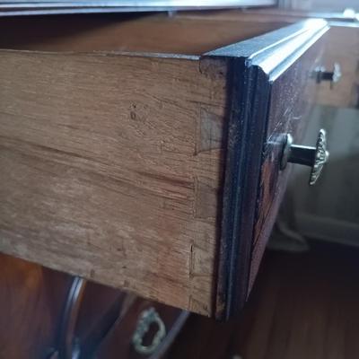 LOT 261: French-Style Dresser and Nightstand