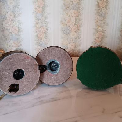 LOT 264: Victorian Marble-Top Pedestal Table w/ Set of (3) Porcelain Figurine Lamps