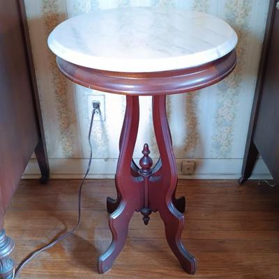 LOT 264: Victorian Marble-Top Pedestal Table w/ Set of (3) Porcelain Figurine Lamps