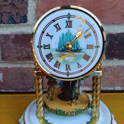 LOT 268: Franklin Mint Wizard of Oz Display Stand, Anniversary Clock & More