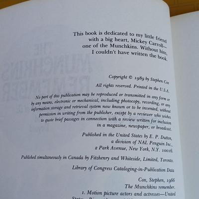 LOT 268: Franklin Mint Wizard of Oz Display Stand, Anniversary Clock & More