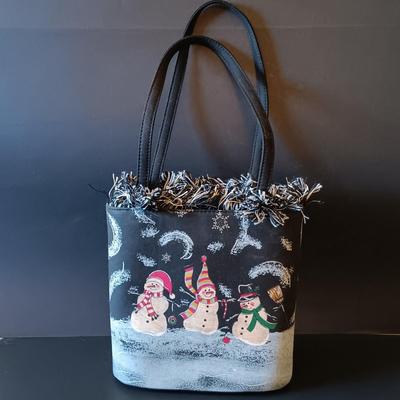 LOT 326: Christmas Cats and Snowmen Collection