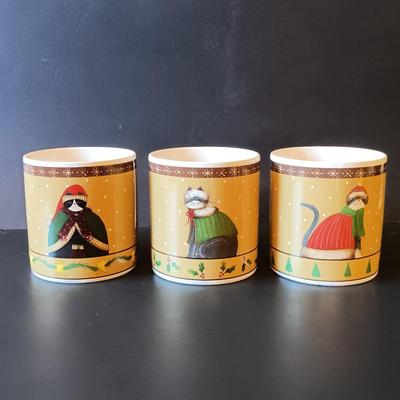 LOT 326: Christmas Cats and Snowmen Collection